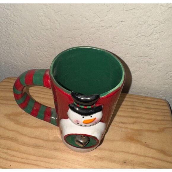 Holiday 2021 Ceramic Mugs With Snowman Design - Picture 4 of 5